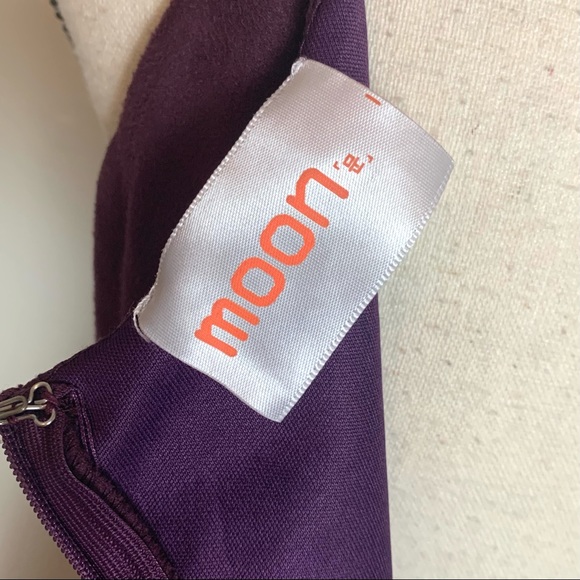 Moon Burgundy Open Sides Dress Large - Picture 5 of 10